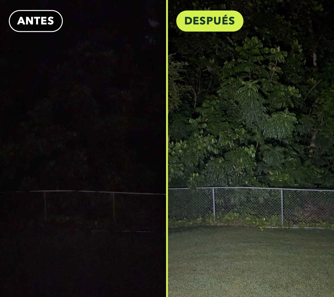 El mismo patio de noche: a la izquierda sin luz y a la derecha iluminado por el Foco Solar 500W